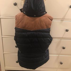 H&M puffy winter vest Navy Blue Sz 6